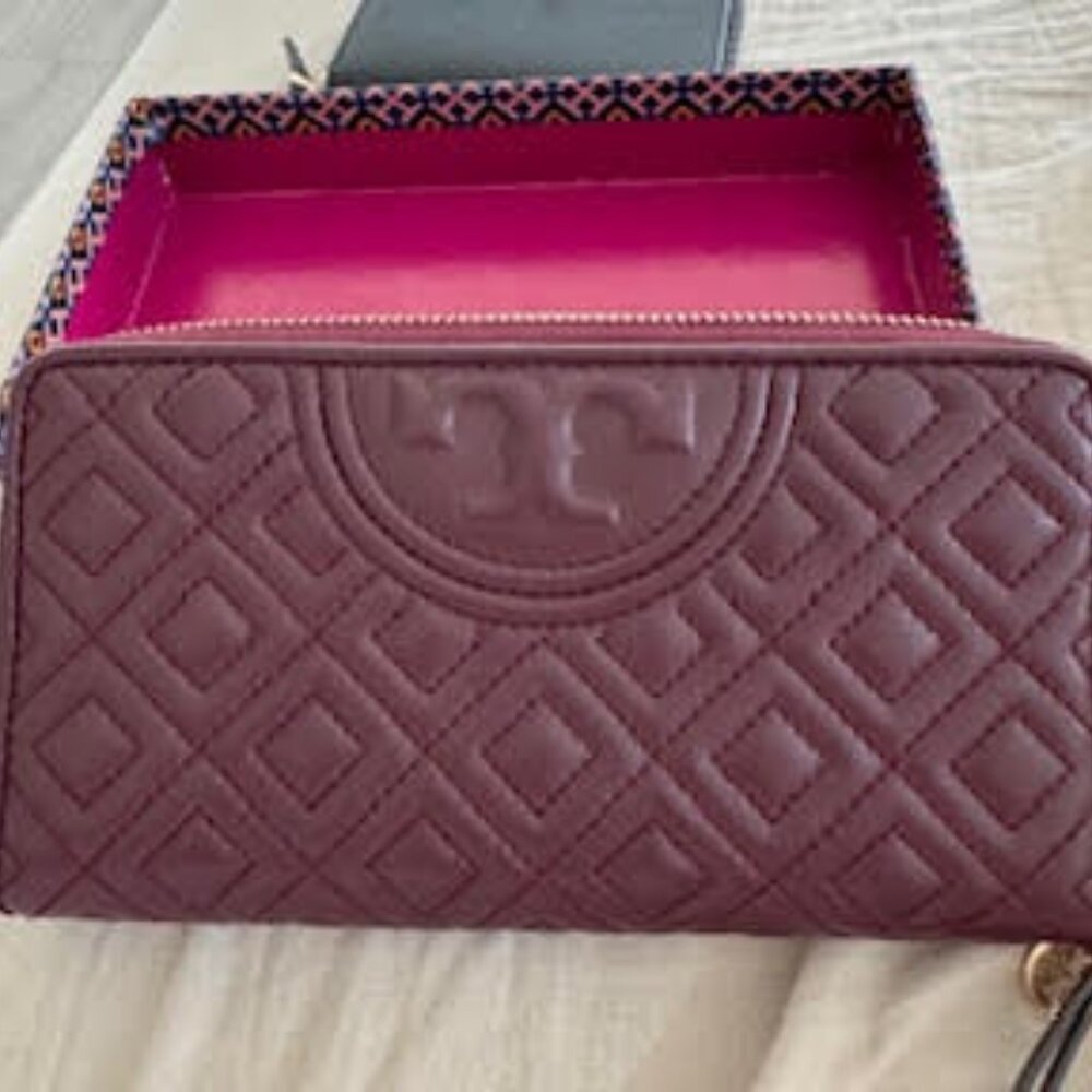 Tory burch Fleming Soft Zip Continental wallet